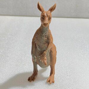 Boley brown KANGAROO with Joey Plastic Figure June 2022 6"